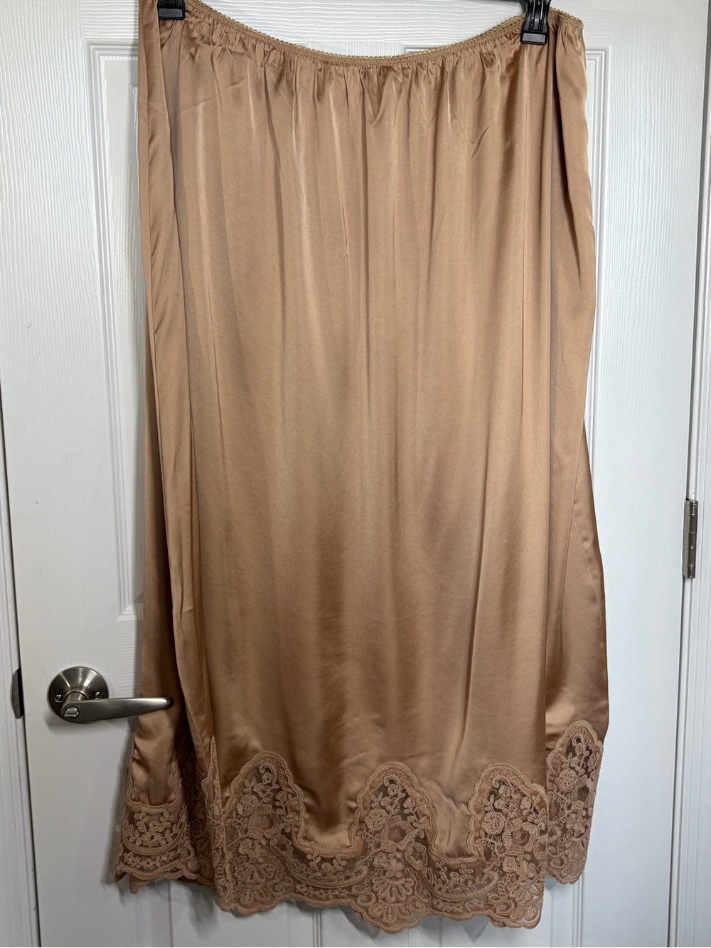 NWT! H&M Beige Lace-Trim Dress Set - Picture 8 of 14